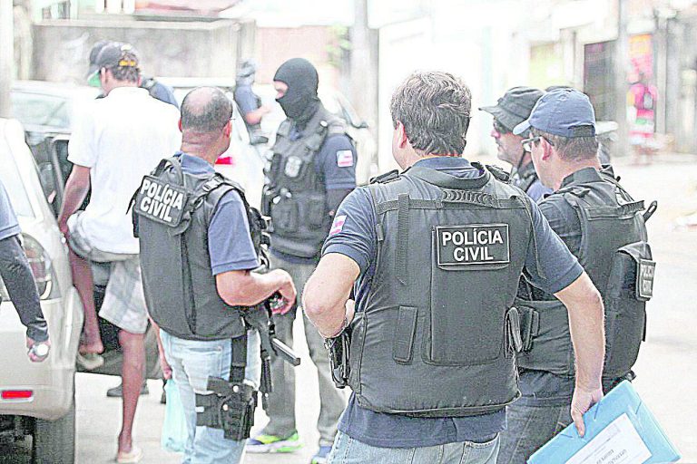 Mais de 3.900 vagas para virar policial