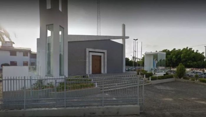 Padre é afastado após confessar relacionamento em áudio vazado