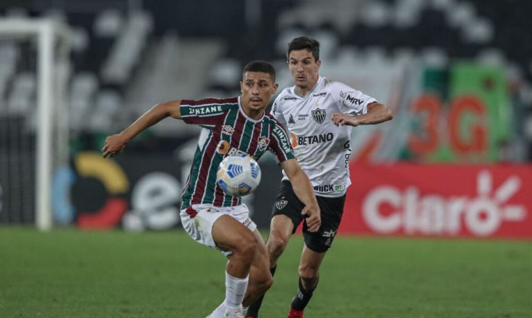 Fluminense e Atlético-MG se enfrentam no Maracanã