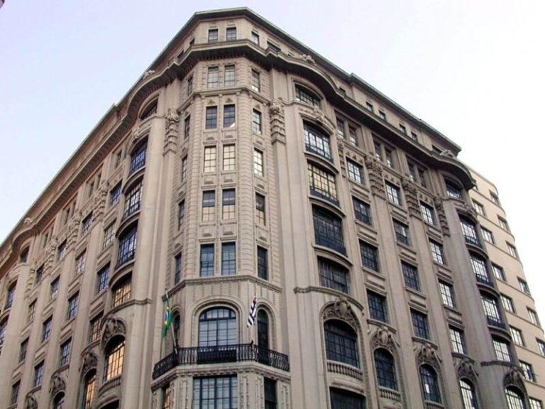 Ministério Público de SP pede a promotores pente fino em shows de prefeituras