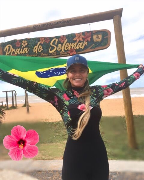 Atleta capixaba tricampeã estadual de bodyboarding volta a competir após 10 anos