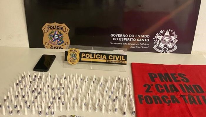 Jovem é preso com 177 pinos de cocaína e 5 buchas de maconha no interior do ES