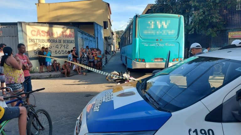 Jovem morre em acidente de moto ao sair para comprar pão, em Cariacica