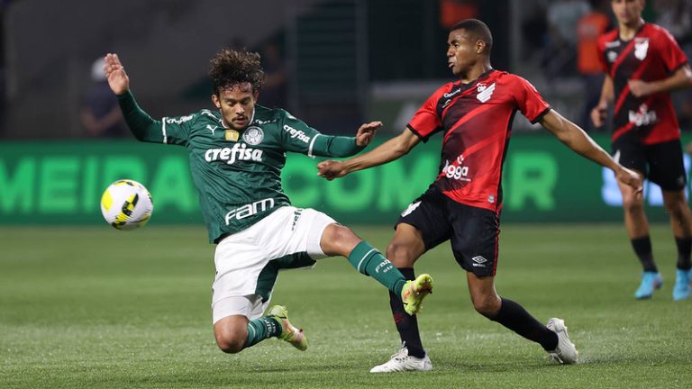 Athletico vence o Palmeiras fora de casa e é o vice-líder do Brasileirão