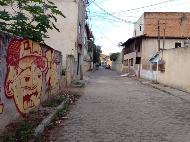 Homem é morto por criminosos após invadir casa de idosa em Vila Velha