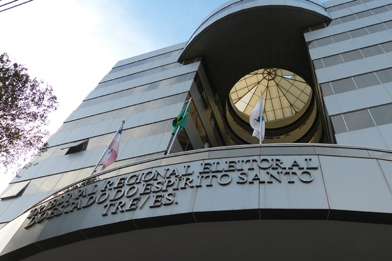 Julgamento de volta nesta segunda-feira
