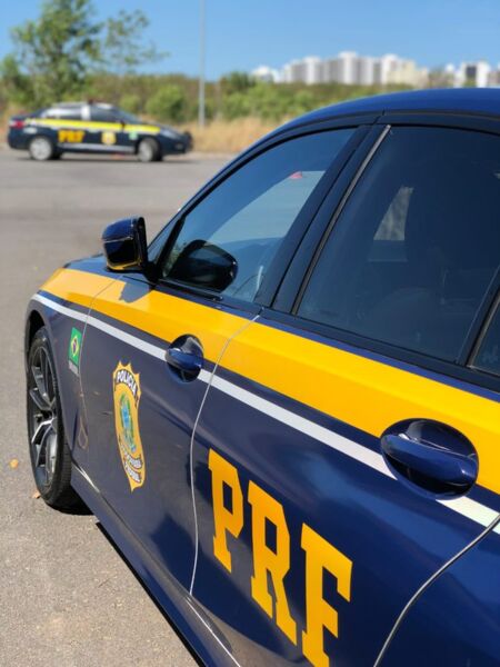 Polícia encontra 142 quilos de maconha em carro envolvido em acidente