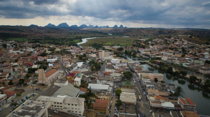 Mulher é encontrada morta dentro de casa em cidade do ES