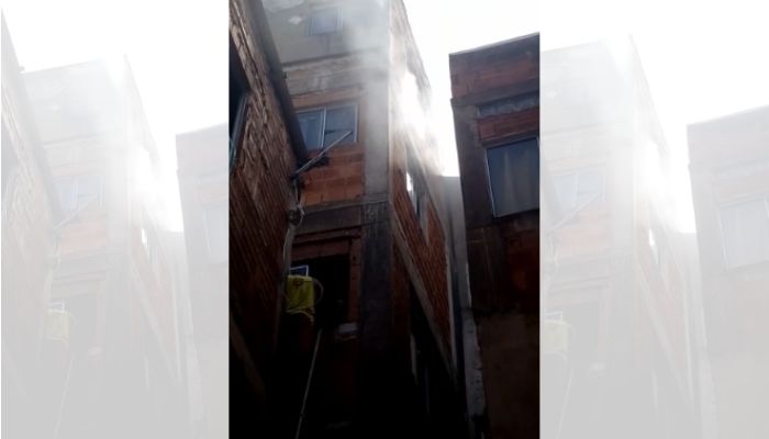 Incêndio assusta moradores em bairro de Vila Velha