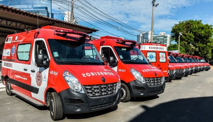 Jovem de 23 anos tenta salvar menina de 10 em lago, mas morre afogado
