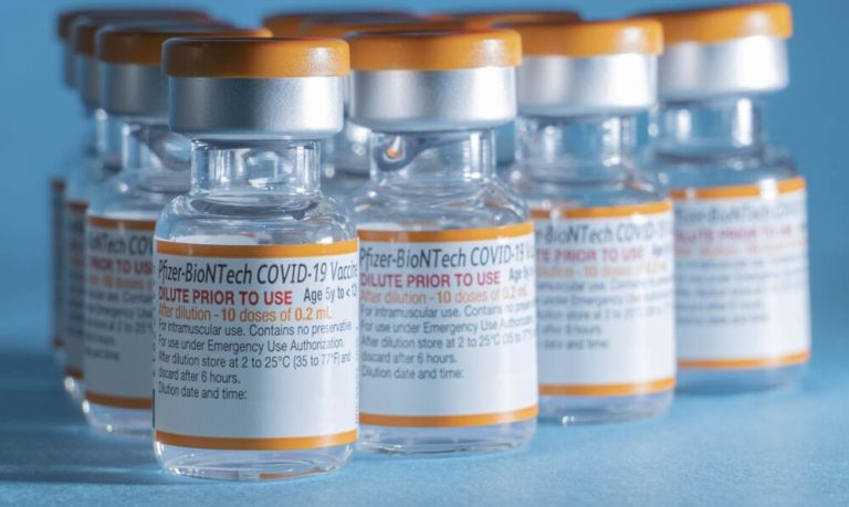 Anvisa recebe pedido da Pfizer para uso de vacina em crianças 6 meses a 4 anos