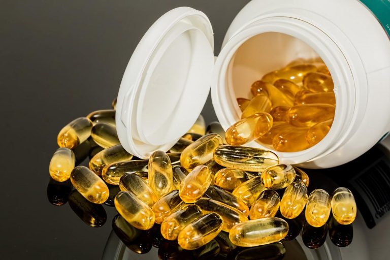 Venda de vitamina pela internet acende o alerta de especialistas