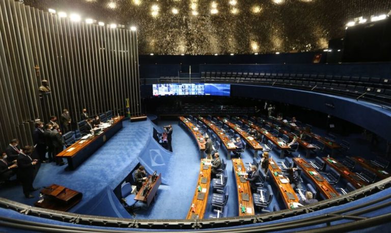 Senado aprova regras que podem dispensar perícia médica do INSS
