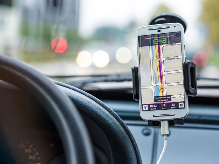 Justiça usa GPS do celular para flagrar fraudes em horas extras