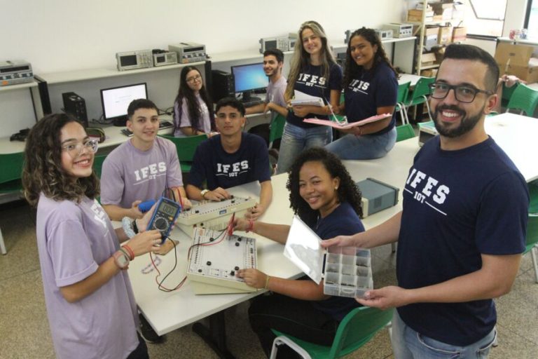 Projetos formam futuros cientistas no Espírito Santo