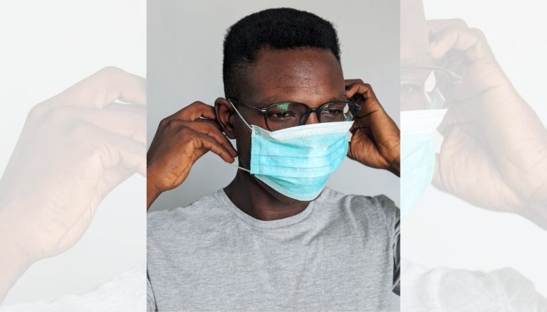 Anvisa suspende obrigatoriedade de máscara facial em aeroportos e aeronaves