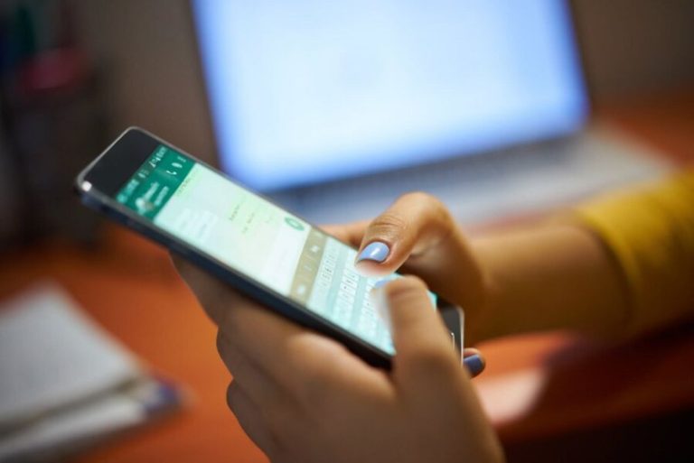 WhatsApp fora do ar? Usuários relatam problemas nesta quinta