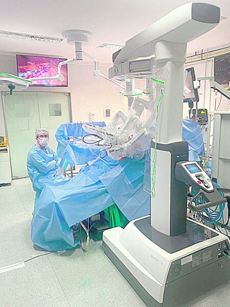 Robô é indicado para cirurgias mais complexas