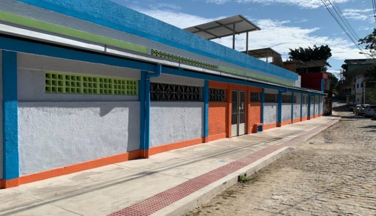 Mãe diz que menina agredida por não passar cola no ES recebia ameaças
