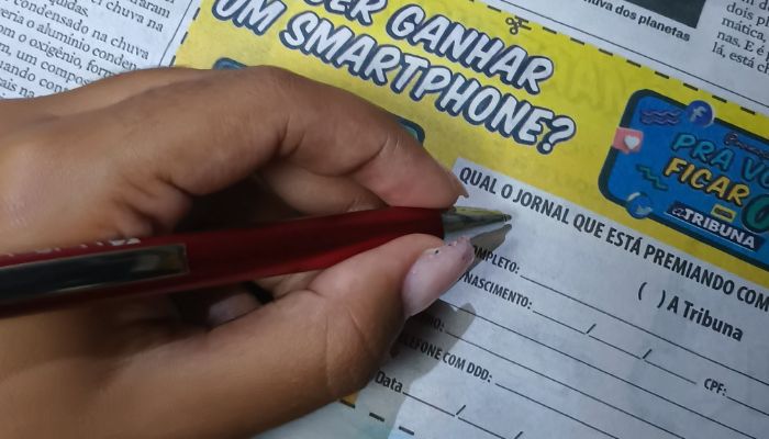 Sorteio de cinco smartphones na tela TV Tribuna/SBT nesta quarta