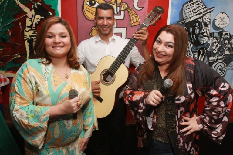 Noites com homenagem ao Rei do Pop, samba e MPB