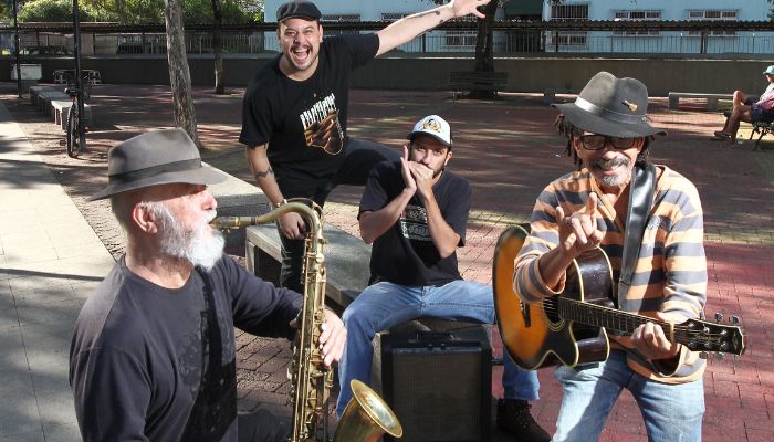 Vitória em festa com shows de graça neste final de semana
