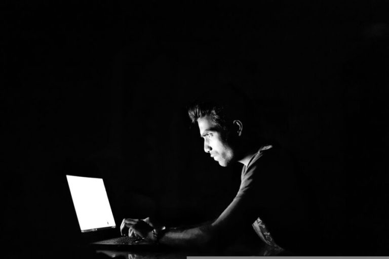 Internet faz disparar o vício em pornografia