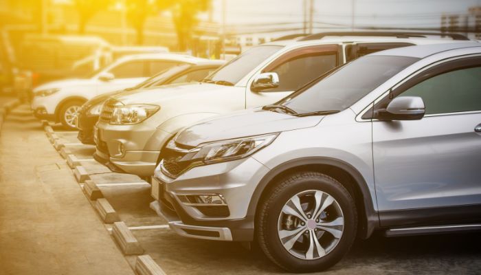 Seguro fica até mil reais mais caro e faltam peças para carros