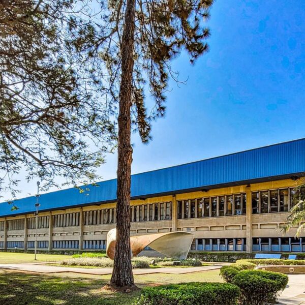 Brasil tem 9 das 10 universidades que mais produzem pesquisa na América Latina