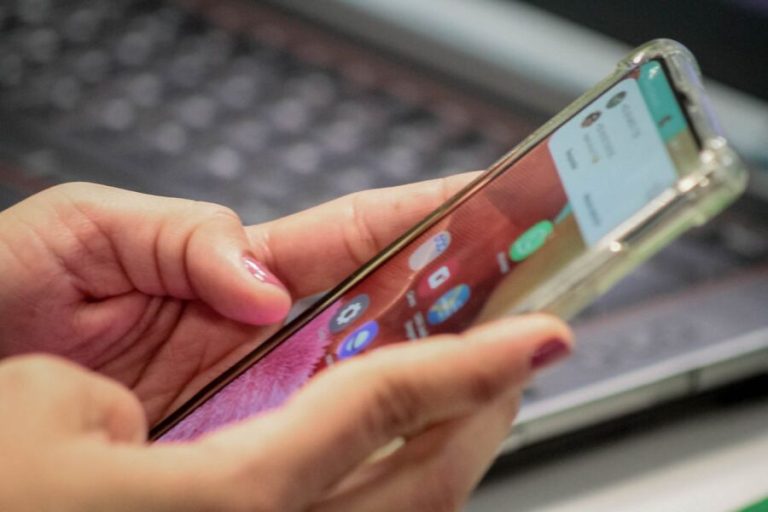 Conta de telefone e internet mais barata a partir do mês que vem