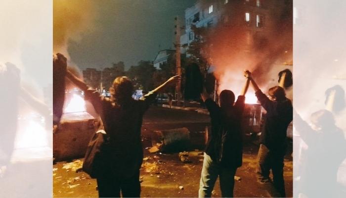 Irã admite 35 mortos em protestos e organiza atos de apoio ao véu