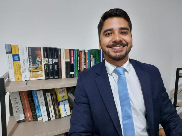 Pai consegue na Justiça 60 dias de licença-paternidade