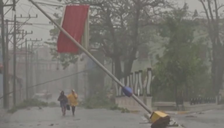 Furacão atinge Cuba com ventos de até 205 km/h