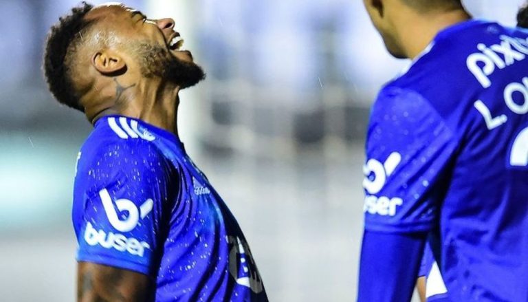 Cruzeiro goleia Ponte Preta e pode ser campeão da Série B sexta-feira