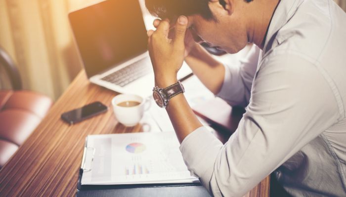 Efeitos da sobrecarga na saúde e no trabalho