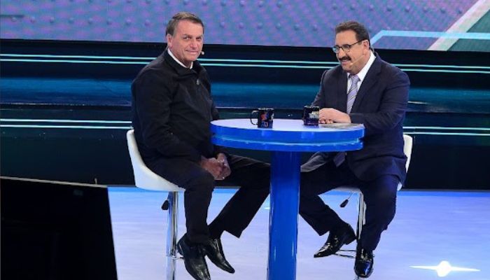 Jair Bolsonaro é o primeiro sabatinado do programa “Candidatos com Ratinho”