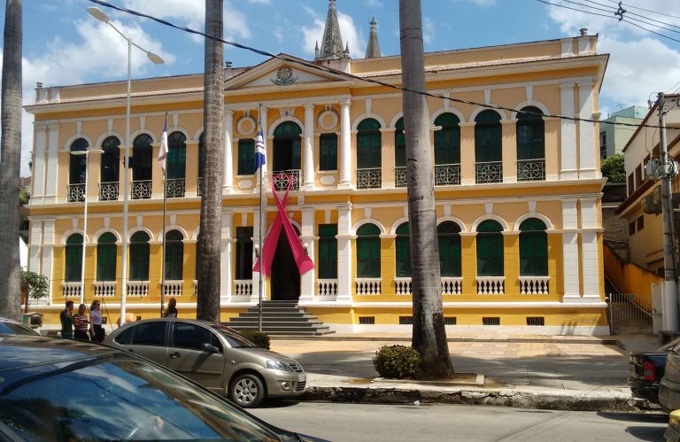 Prefeitura do Sul do ES é barrada em contrato de R$ 42 milhões