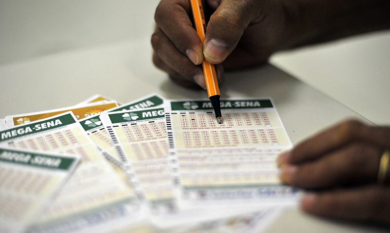 Mega-Sena pode dar prêmio de R$ 170 milhões neste sábado, 2º maior valor do ano