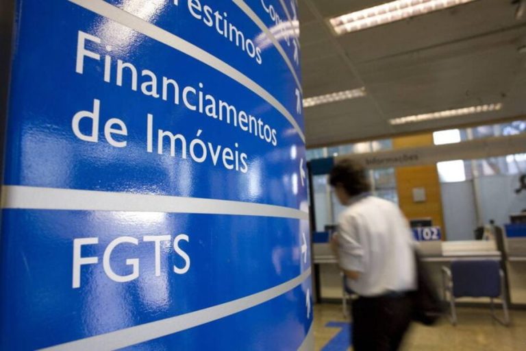 Trabalhador nascido em outubro já pode aderir ao saque-aniversário do FGTS
