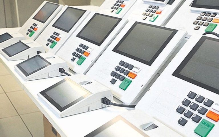 Embaixada em Berlim tem filas de até três horas para votação