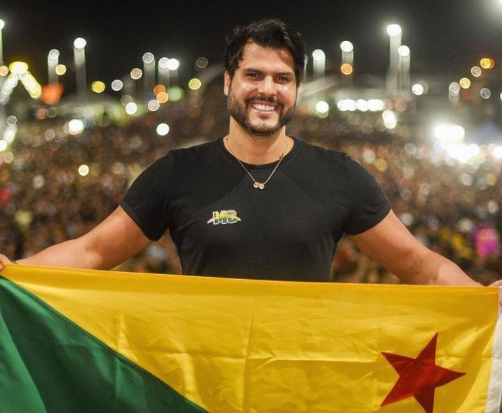 Ex de Nicole Bahls faz piada dos 381 votos que recebeu para deputado federal