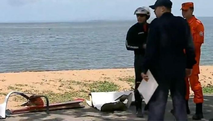 Avião cai em lago de Porto Alegre após menos de 10 min no ar e dono some