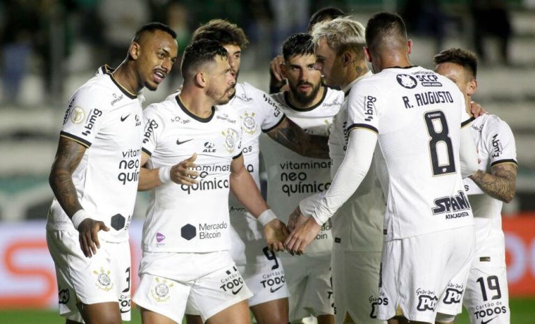 Corinthians empata com o lanterna Juventude e vê vaga no G4 ameaçada