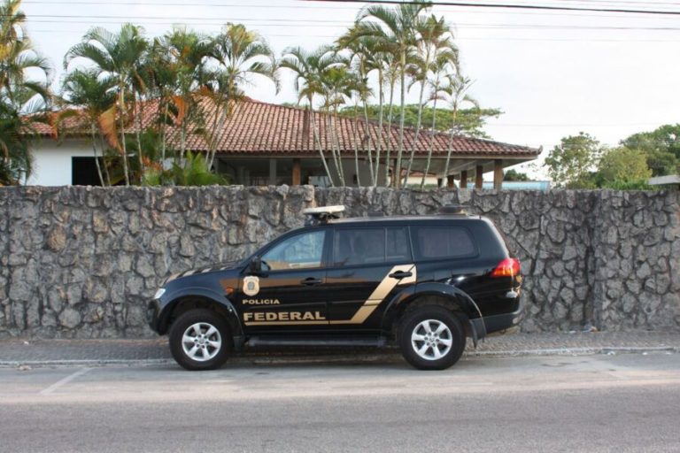 Operação combate fraudes com criptomoedas no Brasil e no exterior