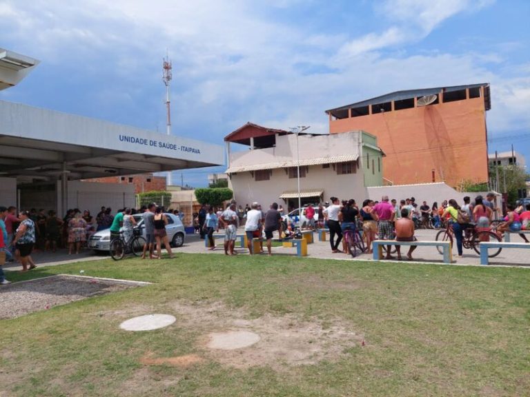 Homem é morto com 10 tiros enquanto levava filha para vacinar no ES