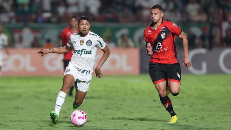 Palmeiras empata com Atlético-GO, e vantagem na ponta cai para 10 pontos