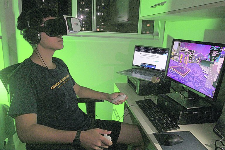 Jovens com menos de 20 anos ganham até R$10 mil com mundo virtual