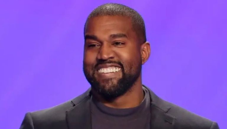 Contra cancelamento, Kanye West decide comprar rede social