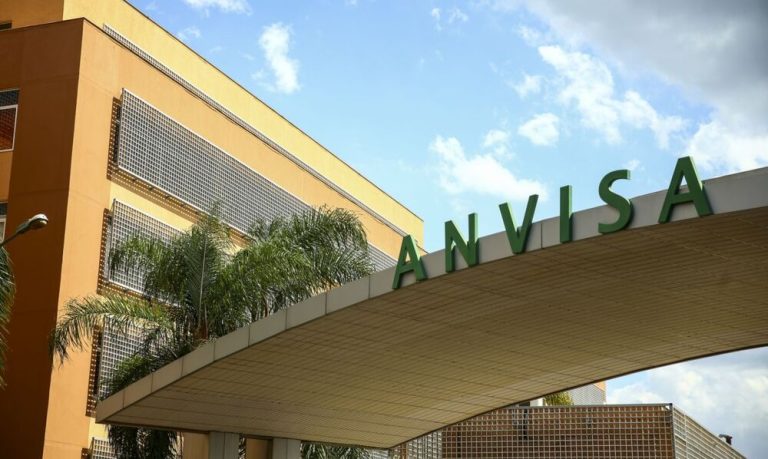 Presidente da Anvisa pede ação contra fake news na área de saúde