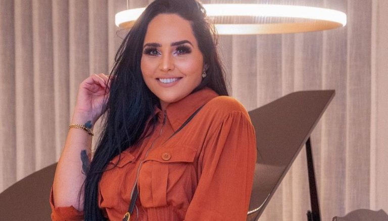 Após prisão de marido, cantora Perlla diz que ‘silêncio é a resposta mais sábia’